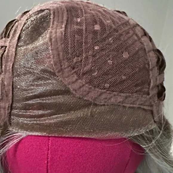 Belle Tress Pike Place HF Ocean Blonde NWT - Picture 8 of 9